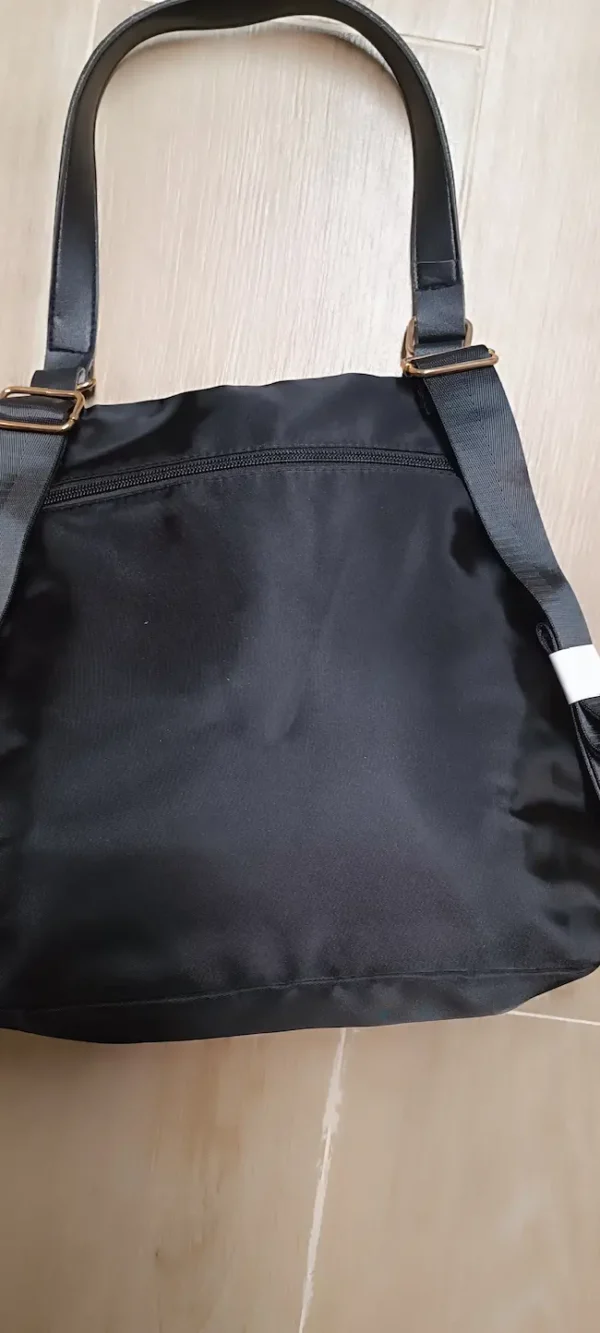 mochila negra1